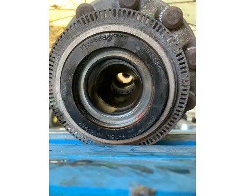 FREIGHTLINER CASCADIA Hub