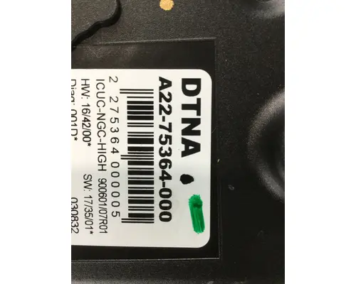 FREIGHTLINER CASCADIA INSTRUMENT CLUSTER
