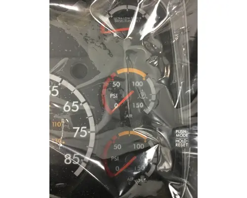 FREIGHTLINER CASCADIA INSTRUMENT CLUSTER