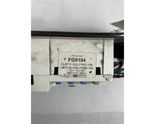 FREIGHTLINER CASCADIA INSTRUMENT CLUSTER