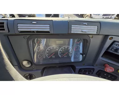 FREIGHTLINER CASCADIA Instrument Cluster