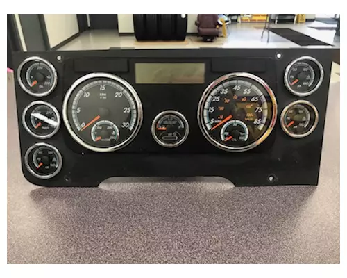 FREIGHTLINER CASCADIA Instrument Cluster