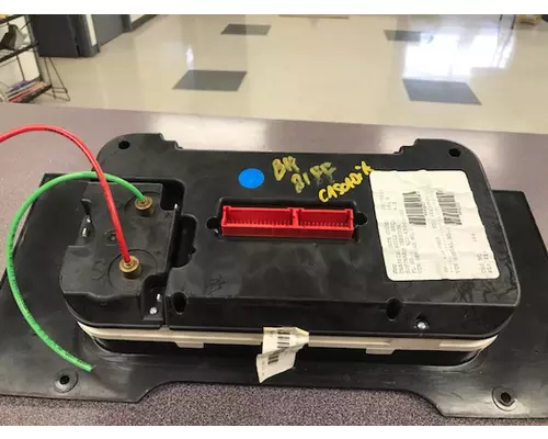 FREIGHTLINER CASCADIA Instrument Cluster