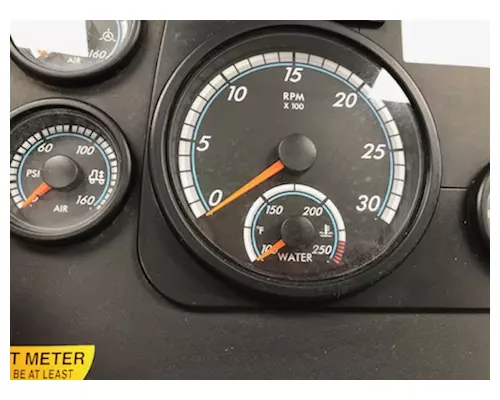 FREIGHTLINER CASCADIA Instrument Cluster