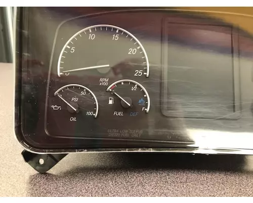 FREIGHTLINER CASCADIA Instrument Cluster