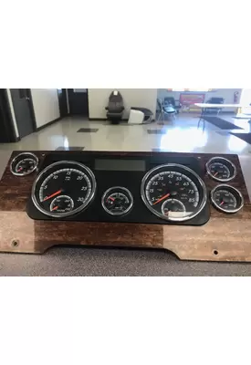 FREIGHTLINER CASCADIA Instrument Cluster