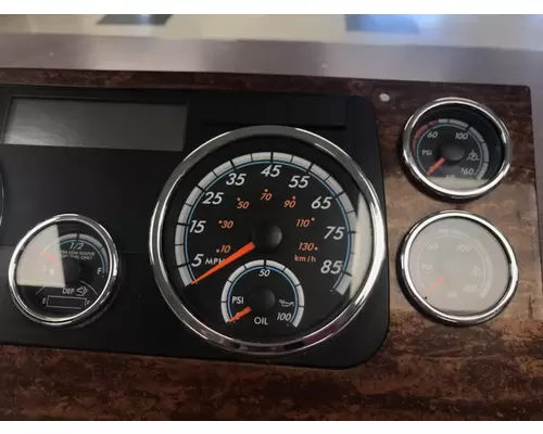 FREIGHTLINER CASCADIA Instrument Cluster