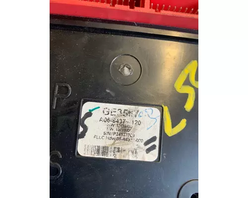 FREIGHTLINER CASCADIA Instrument Cluster
