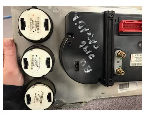FREIGHTLINER CASCADIA Instrument Cluster