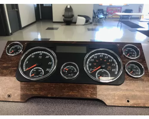 FREIGHTLINER CASCADIA Instrument Cluster