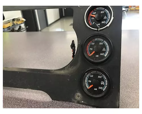 FREIGHTLINER CASCADIA Instrument Cluster