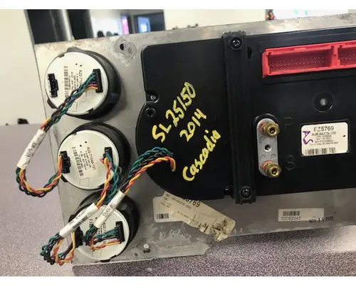 FREIGHTLINER CASCADIA Instrument Cluster