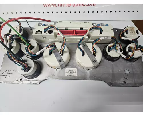 FREIGHTLINER CASCADIA Instrument Cluster