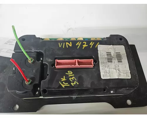 FREIGHTLINER CASCADIA Instrument Cluster