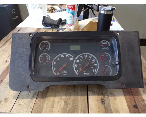 FREIGHTLINER CASCADIA Instrument Cluster