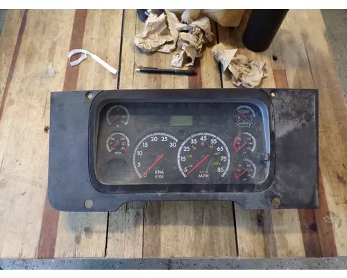 FREIGHTLINER CASCADIA Instrument Cluster