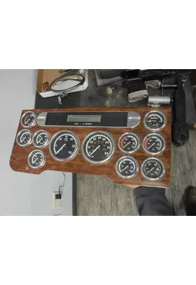 FREIGHTLINER CASCADIA Instrument Cluster