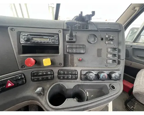 FREIGHTLINER CASCADIA Instrument Cluster