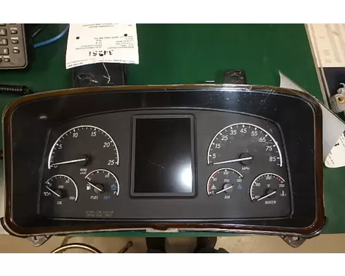 FREIGHTLINER CASCADIA Instrument Cluster