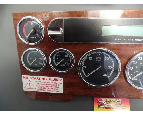 FREIGHTLINER CASCADIA Instrument Cluster