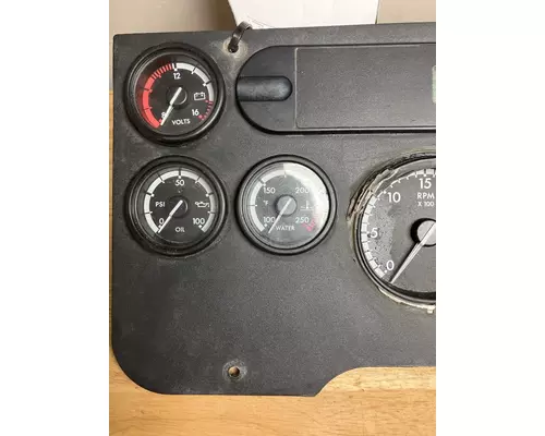 FREIGHTLINER CASCADIA Instrument Cluster