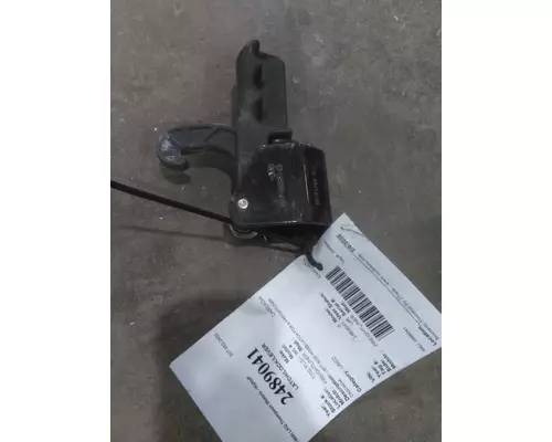 FREIGHTLINER CASCADIA LATCHLOCKLEVER