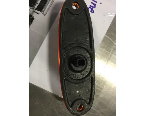 FREIGHTLINER CASCADIA LIGHT - MARKER