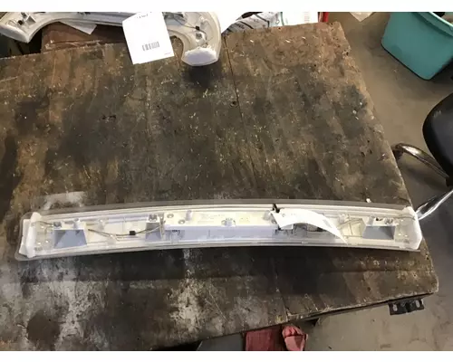 FREIGHTLINER CASCADIA LIGHTING