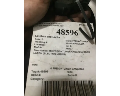 FREIGHTLINER CASCADIA Latches and Locks