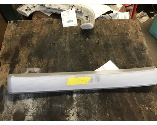 FREIGHTLINER CASCADIA Lighting