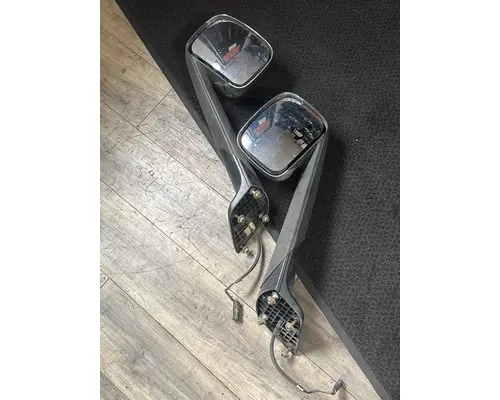 FREIGHTLINER CASCADIA Mirror (Side View)