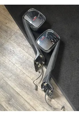 FREIGHTLINER CASCADIA Mirror (Side View)