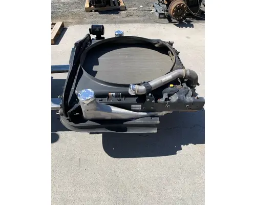 FREIGHTLINER CASCADIA RADIATOR