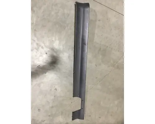 FREIGHTLINER CASCADIA ROCKER PANEL 