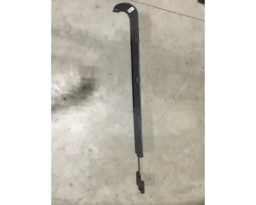 FREIGHTLINER CASCADIA ROCKER PANEL 