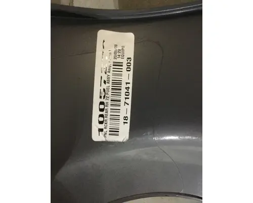 FREIGHTLINER CASCADIA ROCKER PANEL 