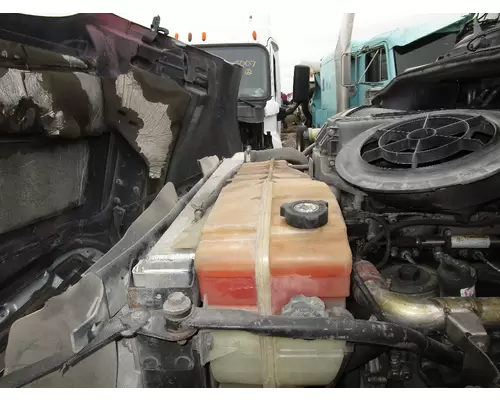 FREIGHTLINER CASCADIA Radiator Overflow Bottle