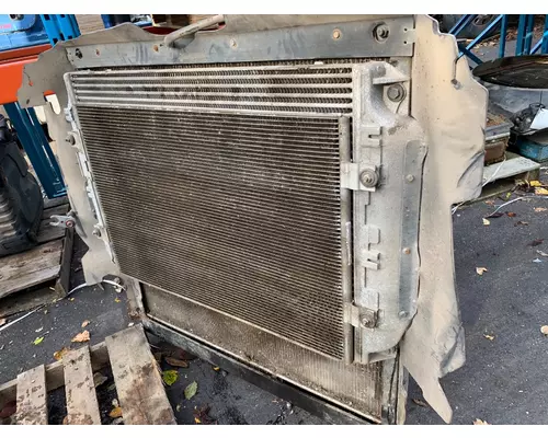 FREIGHTLINER CASCADIA Radiator