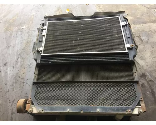 FREIGHTLINER CASCADIA Radiator