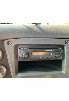 FREIGHTLINER CASCADIA Radio