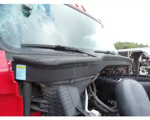 FREIGHTLINER CASCADIA Rain Tray