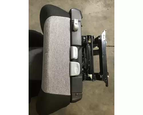 FREIGHTLINER CASCADIA SEAT, FRONT