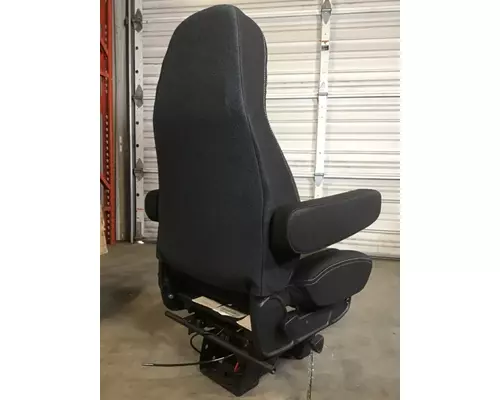 FREIGHTLINER CASCADIA SEAT, FRONT