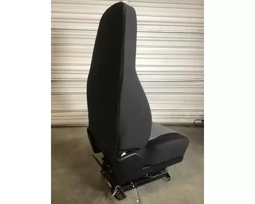 FREIGHTLINER CASCADIA SEAT, FRONT