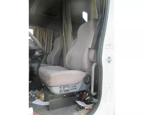 FREIGHTLINER CASCADIA SEAT, FRONT