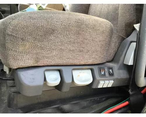 FREIGHTLINER CASCADIA SEAT, FRONT