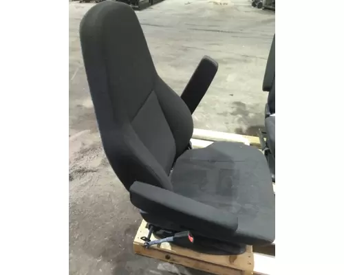 FREIGHTLINER CASCADIA SEAT, FRONT