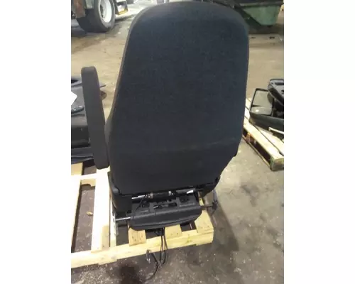 FREIGHTLINER CASCADIA SEAT, FRONT