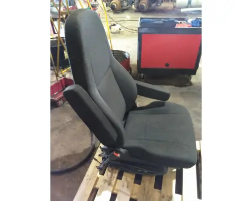 FREIGHTLINER CASCADIA SEAT, FRONT
