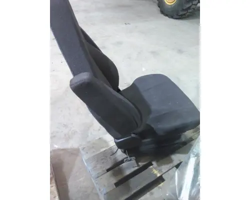 FREIGHTLINER CASCADIA SEAT, FRONT